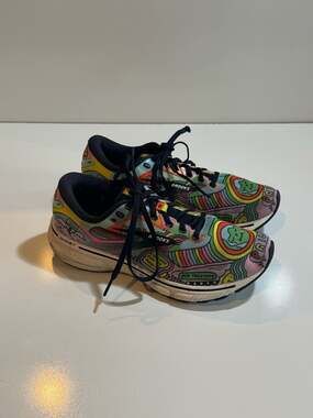 Brooks Ghost 15 Pride Run Proud Special Edition LGBT Running Shoes Women’s 9